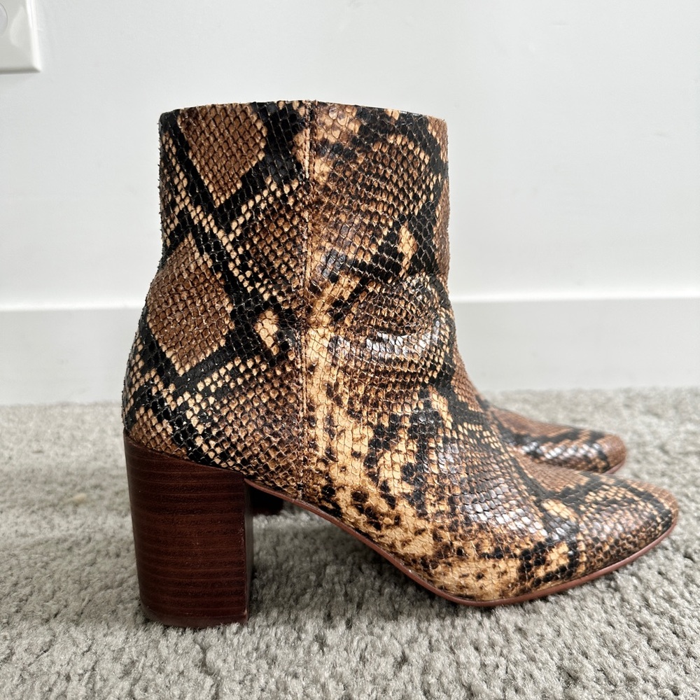 Madewell The Fiona Boot in Snake Embossed